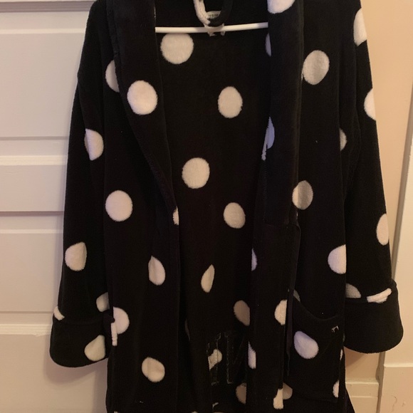 Pink VS Robe.Small. - Picture 2 of 2